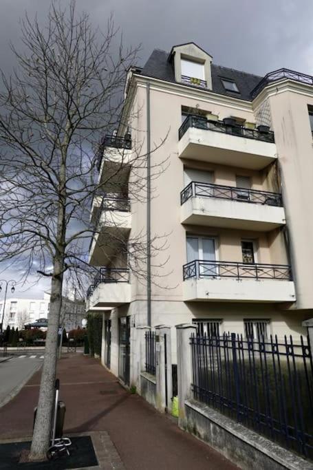 Duplex Art Place, Olympics 2024 Les Clayes-Sous-Bois Kültér fotó