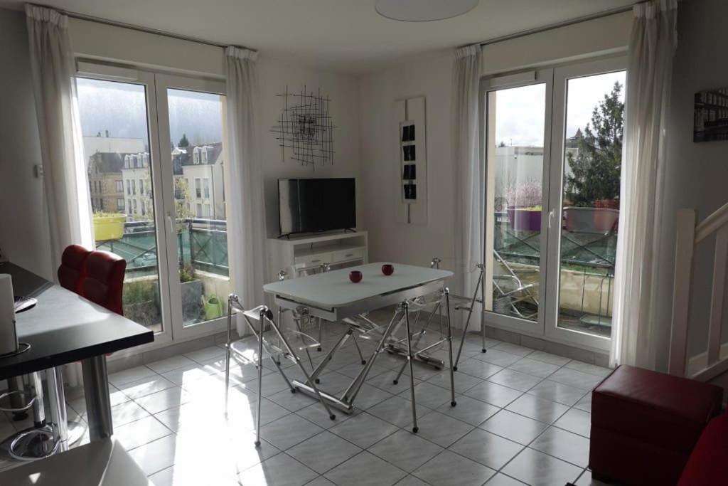 Duplex Art Place, Olympics 2024 Les Clayes-Sous-Bois Kültér fotó